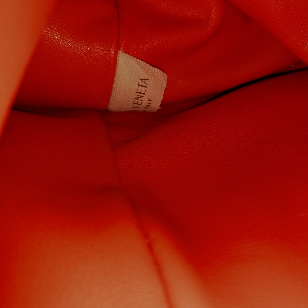 Bottega Veneta orange chain pouch bag - Picture 9 of 14